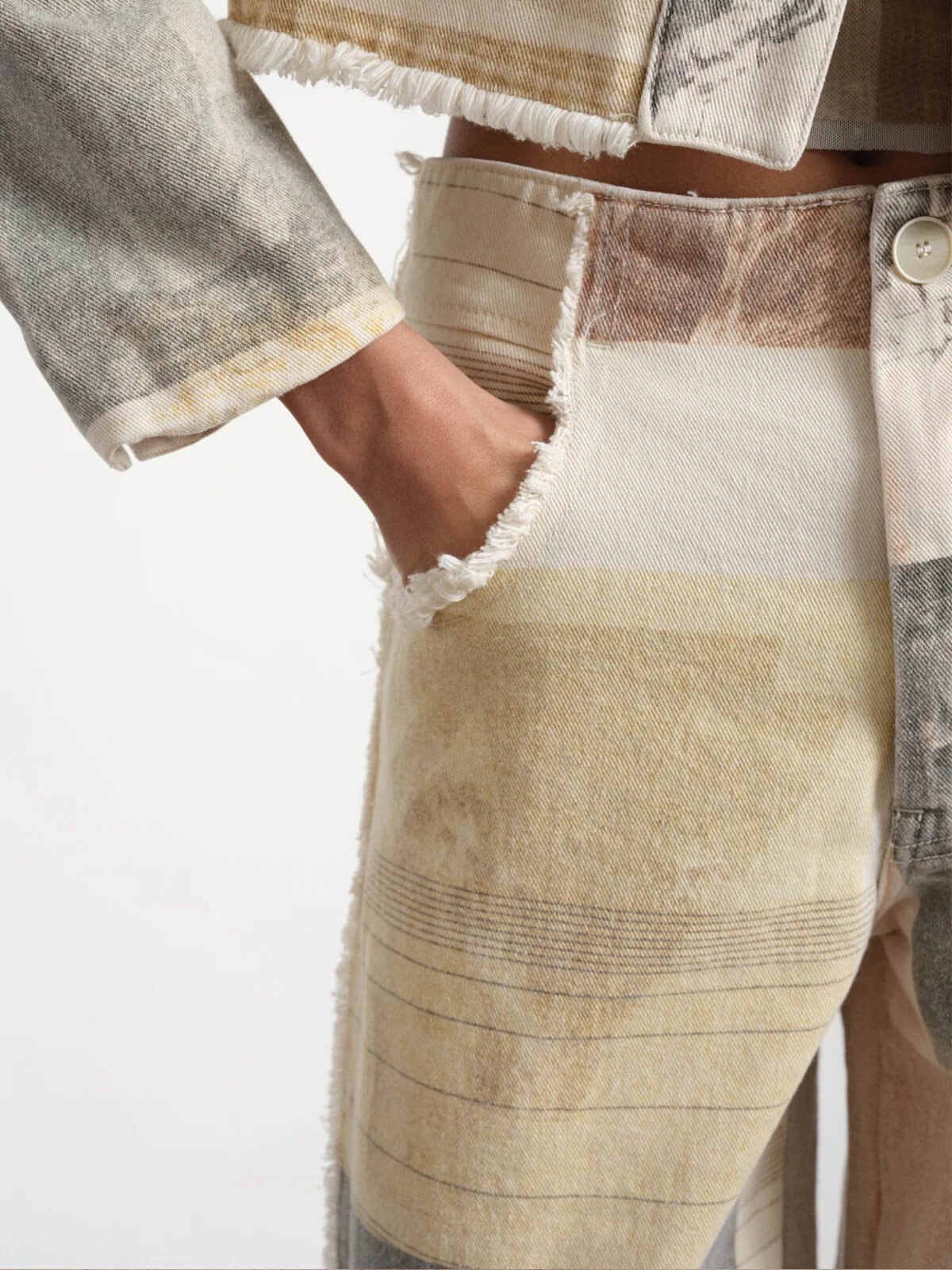 Eustachia – Jeansy z Szerokimi Nogawkami i Wysokim Stanem